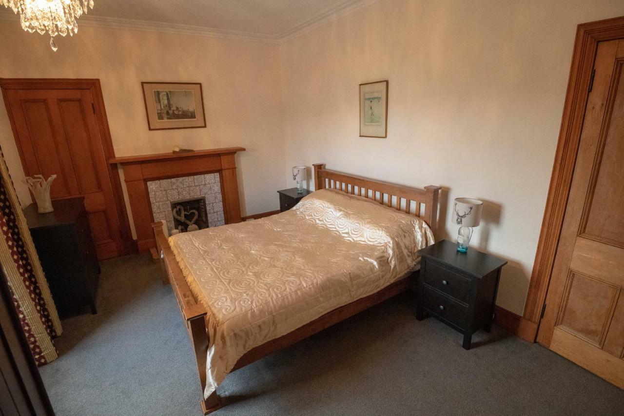 Apartament Period House / Entire Upstairs Flat Inverness Zewnętrze zdjęcie